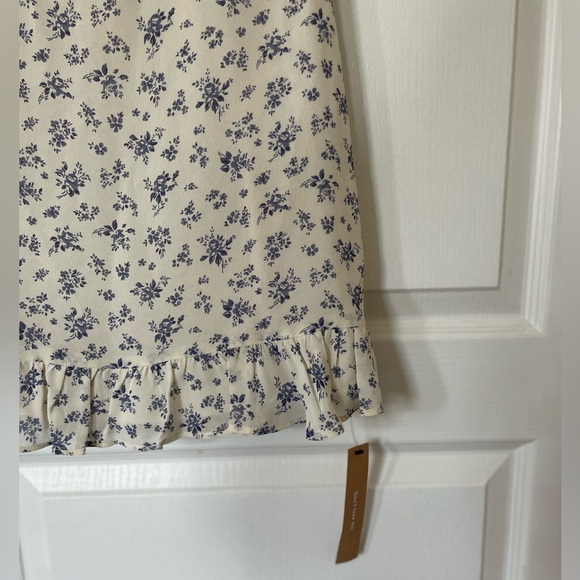 Reformation Floral Ruffle Dress in Cream and Purple - Picture 9 of 10